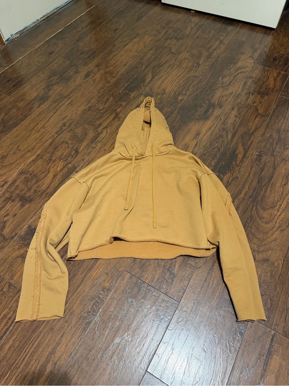 Alo yoga women’s cropped effortless hoodie size M
